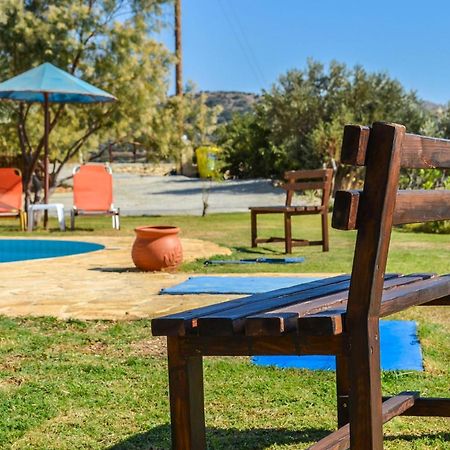 Petra-Mare 8 Villa Akoumia Екстериор снимка