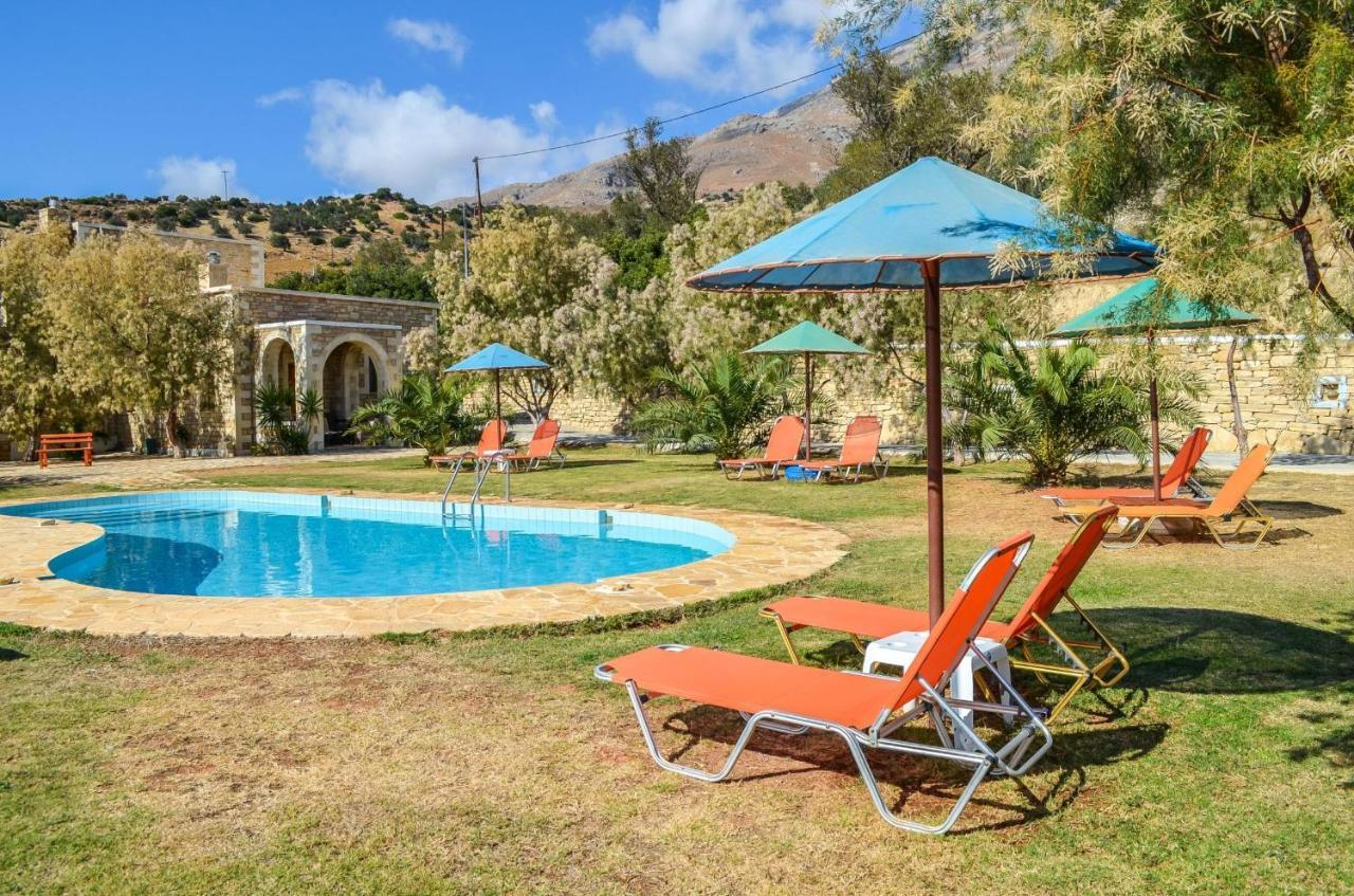 Petra-Mare 8 Villa Akoumia Екстериор снимка